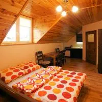 Noclegi Azyl, khách sạn ở Krajno-Zagórze