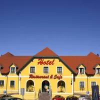 Autobahnrestaurant & Motorhotel Zöbern, hotel v destinácii Zöbern