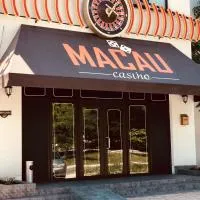 Sem Uglov, hotel i Tiraspol