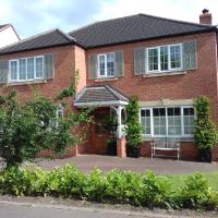 Harlequin B&B Ledbury, hotel in Ledbury