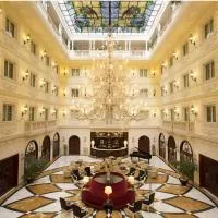 Grand Hotel Vanvitelli, хотел в Касерта