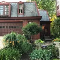 Vineyard Mansion Carriage House, hotel a Saint Joseph