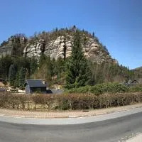 Hotel am Berg Oybin garni, hotell i Kurort Oybin