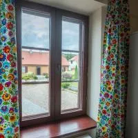 Gościniec FOLKier, hotel u gradu Zgjež