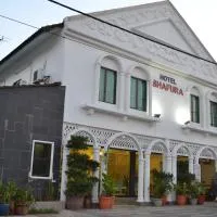 HOTEL SHAFURA 1, hotel Cukai városában