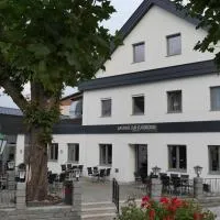 Gasthof Schiefer Zur Zugbrücke, hotel v destinácii Bad Kreuzen