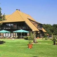 Viesnīca Hotel Seewisch pilsētā Flessenow