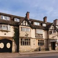 White Hart Hotel, hotel sa Cricklade