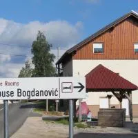 House Bogdanović, מלון בGornji Babin Potok