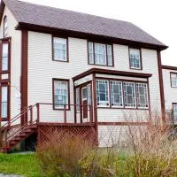 Bishop White Manor، فندق في ترينيتي