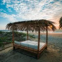 Makani Vichayito, hotel i Vichayito