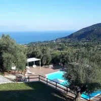 Tenuta Terre di Bosco Oasi di Relax nel Cilento, отель в городе Сан-Джованни-а-Пиро