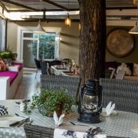 Village Boutique Hotel, hotel di Otjiwarongo