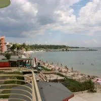 Harmony Beach Family Hotel, hotel en Nesebar