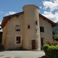 A la Bouge'Hôtes, hotel u gradu 'Bellentre'