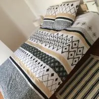 F2 cosy avec Cour, hotel i Milly-la-Forêt
