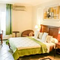 Tchero Hotel, khách sạn ở Douala