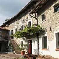 Stonehouse, ξενοδοχείο στη Νόβα Γκόριτσα