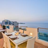 Magnificent Seafront 2-bedroom Sliema penthouse, hotel a Sliema