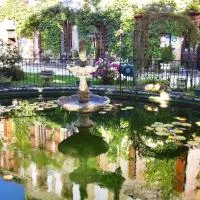 Logis Hostellerie Du Grand Duc hôtel restaurant – hotel w mieście Gincla