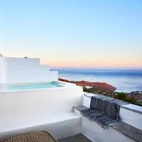 Living Theros Luxury Suites, hotel a Kardhianí
