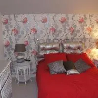 La petite maison - L'Ouche Charlot, hotel a Maux