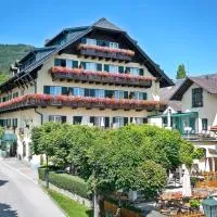 Boutique Hotel Aichinger, hotel din Nussdorf am Attersee