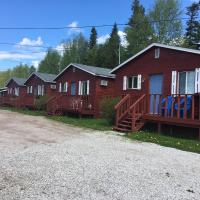 Lush's Cottages, hotel cerca de Aeropuerto Regional de Deer Lake - YDF, Cormack