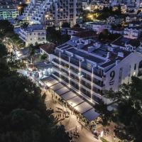 Hotel Central Beach 9, kh&aacute;ch sạn ở Makarska