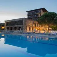 Vacances Bleues Hôtel Castel Luberon, hotel en Apt