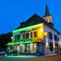 Logis Hotel De La Poste, hotel din Saint-Sauves- dʼAuvergne