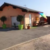 cosy logement à la campagne, hotell i Marthille