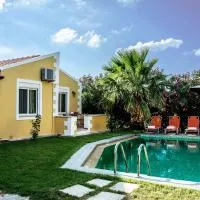 Plakalona Apartments, hotel in Exopoli