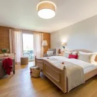 Hotel Sankt Leonhard - Dein Wohlfühlort zum Loslassen und Kraftschöpfen, hotel v destinácii Bad Birnbach