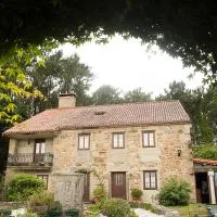 Casal de Cereixo, hotel i Tufiones