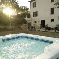 Casale delle Rondini, hotel v destinácii Notaresco