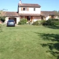 Le violet, hotel u gradu Gaillac