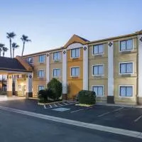 Super 8 by Wyndham Harlingen TX, hotel u gradu Harlingen