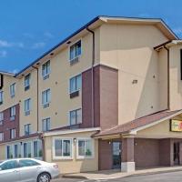 Super 8 by Wyndham Nashville/ Dntn/ Opryland Area, ξενοδοχείο σε East Nashville, Νάσβιλ