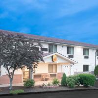 Super 8 by Wyndham Augusta, hotel near Augusta State Airport - AUG, Augusta