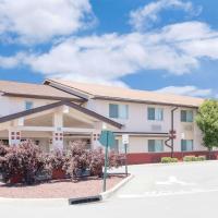 Super 8 by Wyndham Middletown, hotel in zona Orange County - MGJ, Middletown