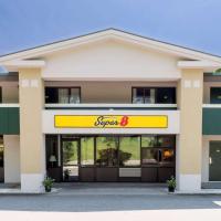 Super 8 by Wyndham White River Junction, viešbutis mieste White River Junction, netoliese – Lebanon Municipal oro uostas - LEB