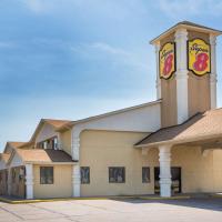 Super 8 by Wyndham Lexington, hotel near Lexington - LXN, Lexington