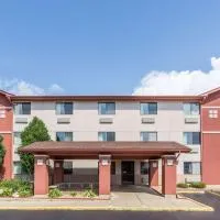 Super 8 by Wyndham St. Charles, hotel Saint Charlesban