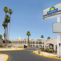 Days Inn by Wyndham Airport - Phoenix, hotel near Phoenix Sky Harbor International Airport - PHX, Phoenix