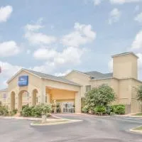 Baymont by Wyndham Pearsall, hotel v destinácii Pearsall