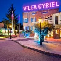 Villa Cyriel, hotell i Contes