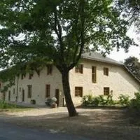 La Corrérie, hotel u gradu Les Grandes-Armoises