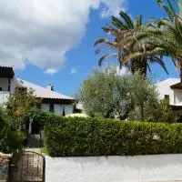 Halkidiki Trikorfo Luxury Maisonette, hotel em Gerakini