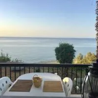 Apartment with stunning sea view, hotelli Pachyammosissa